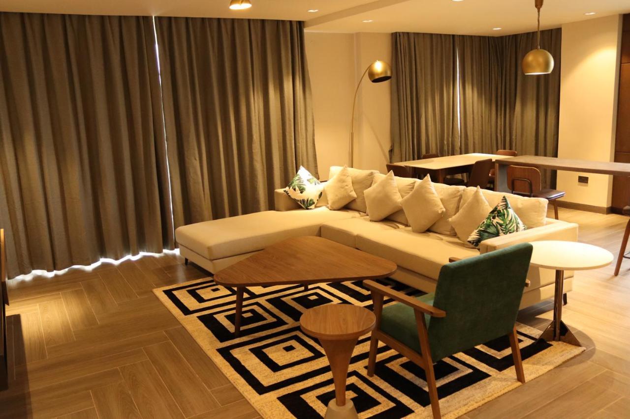 Zara Garden Hotel And Apartments คัมพาลา ภายนอก รูปภาพ