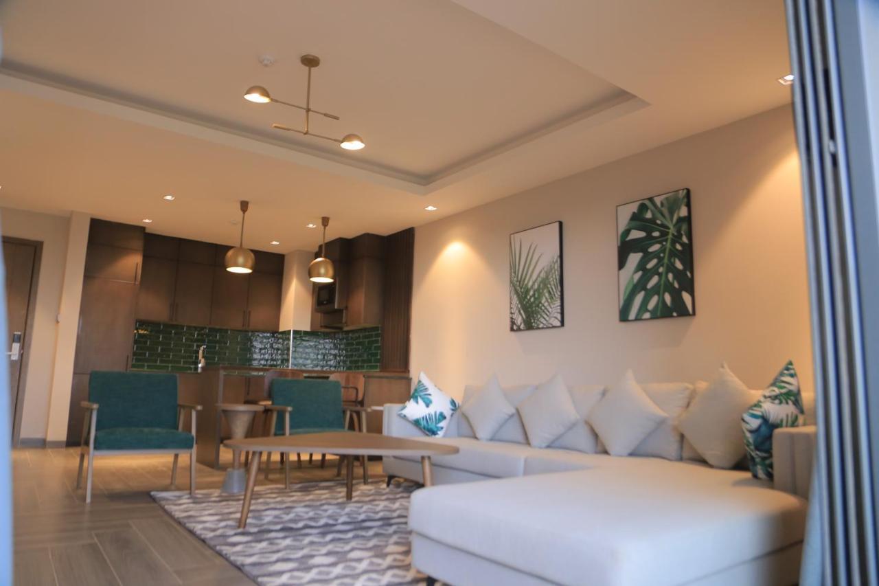 Zara Garden Hotel And Apartments คัมพาลา ภายนอก รูปภาพ