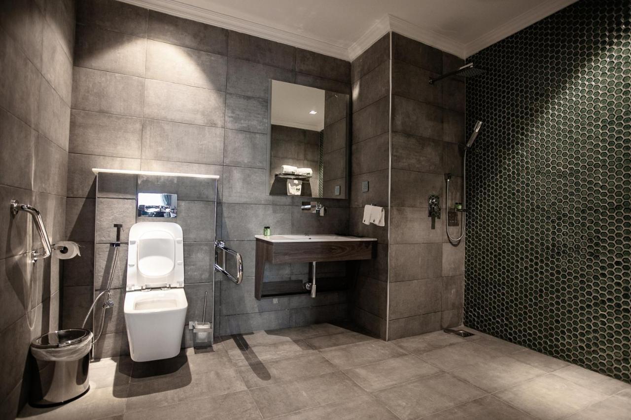 Zara Garden Hotel And Apartments คัมพาลา ภายนอก รูปภาพ