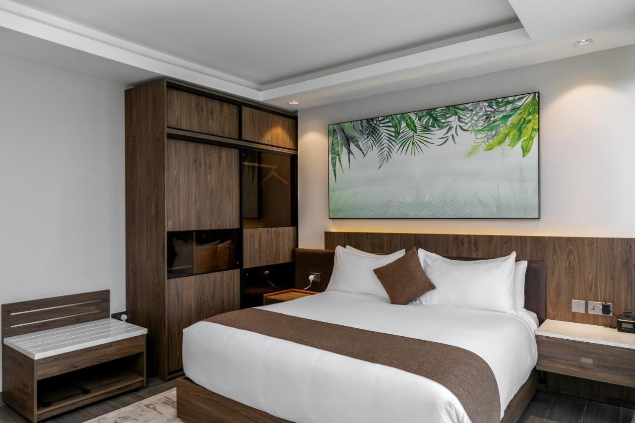 Zara Garden Hotel And Apartments คัมพาลา ภายนอก รูปภาพ