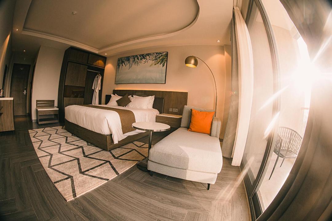 Zara Garden Hotel And Apartments คัมพาลา ภายนอก รูปภาพ